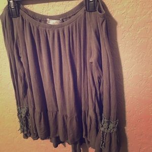 Olive green, Long sleeve, Off the shoulder top!